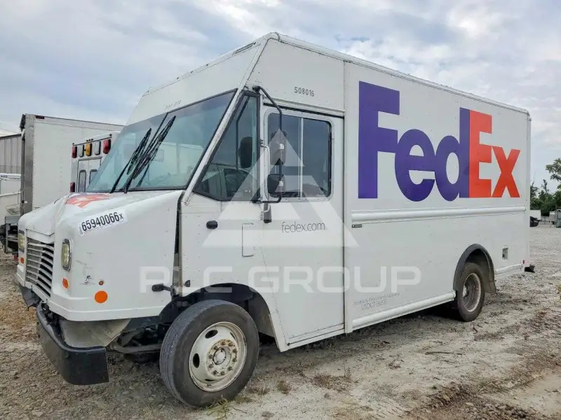 2022 Ford F-590 фото