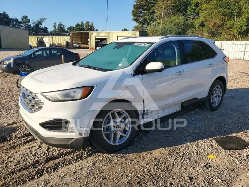 2022 Ford EDGE photo
