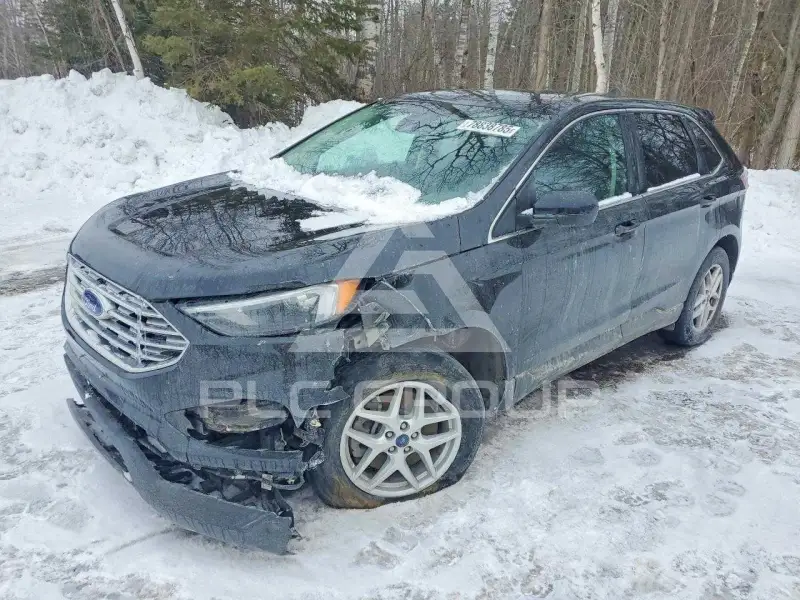 2022 Ford EDGE photo