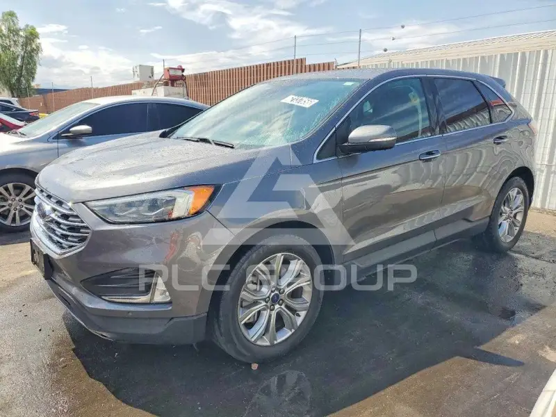 2022 Ford EDGE photo