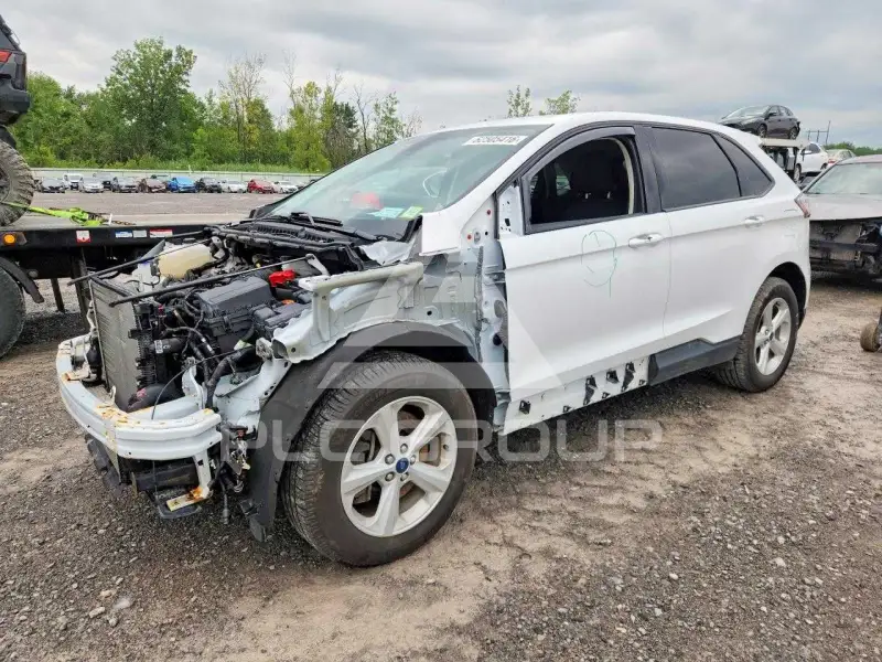 2022 Ford EDGE photo