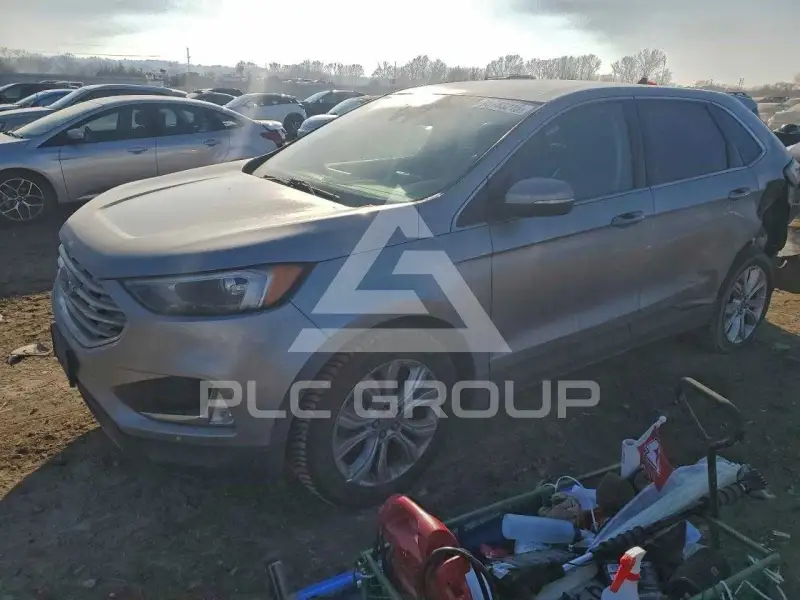 2022 Ford EDGE photo