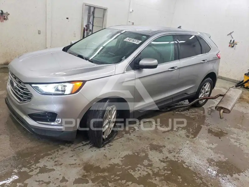 2022 Ford EDGE photo