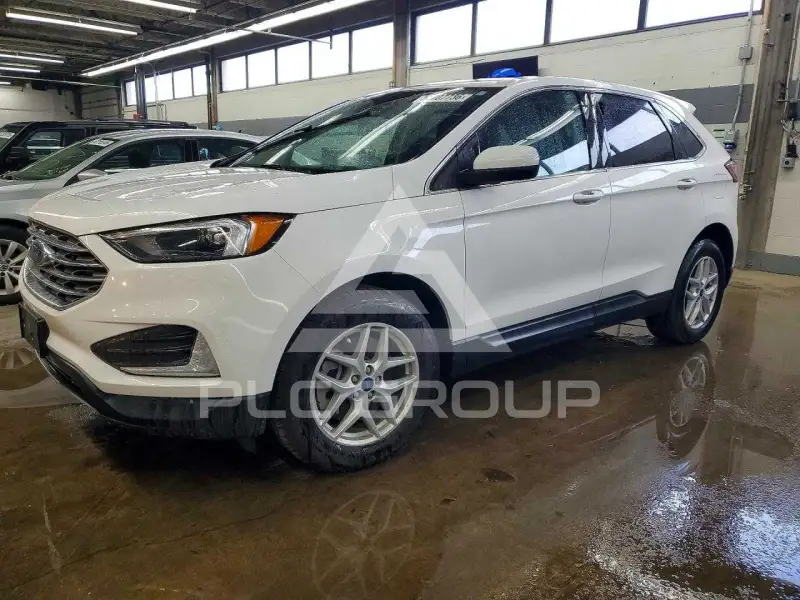 2022 Ford EDGE photo