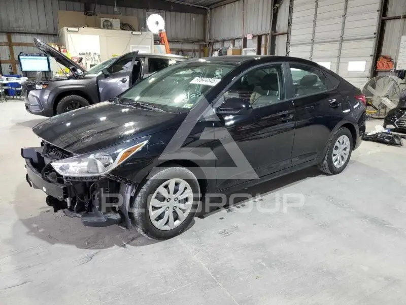 2022 Hyundai Accent photo