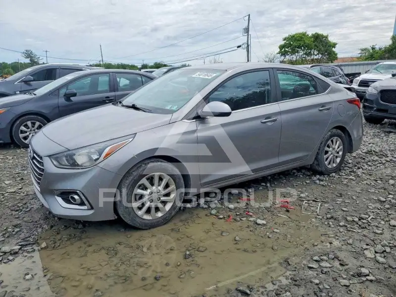 2022 Hyundai Accent photo