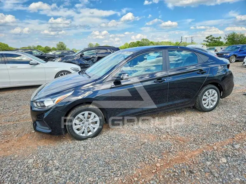 2022 Hyundai Accent фото