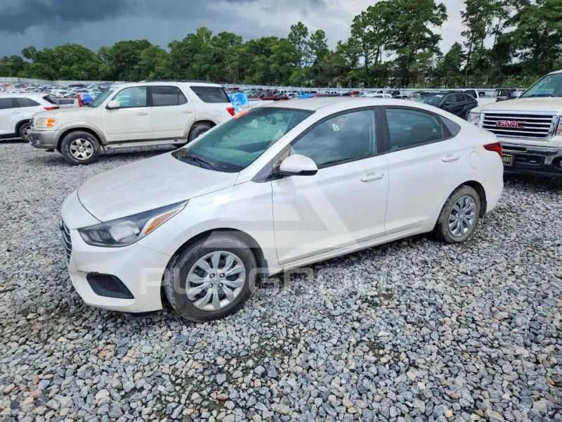 2022 Hyundai Accent фото