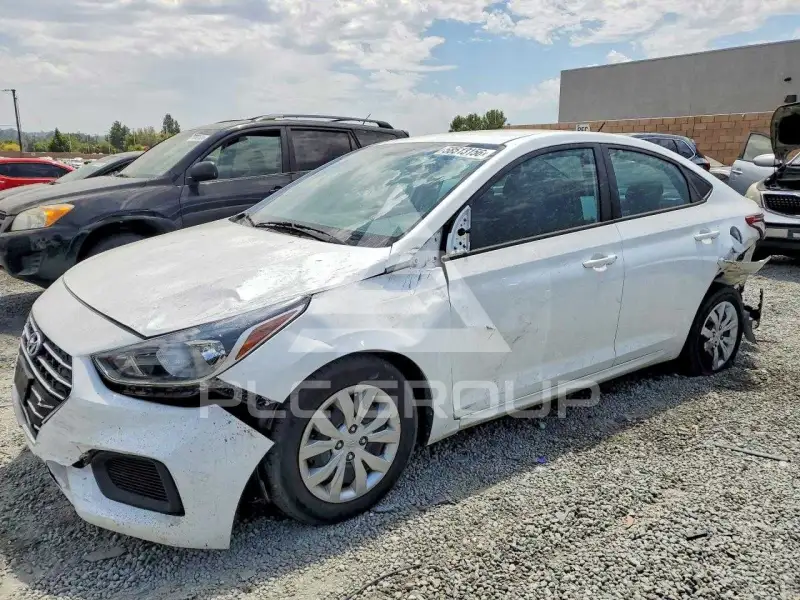 2022 Hyundai Accent photo