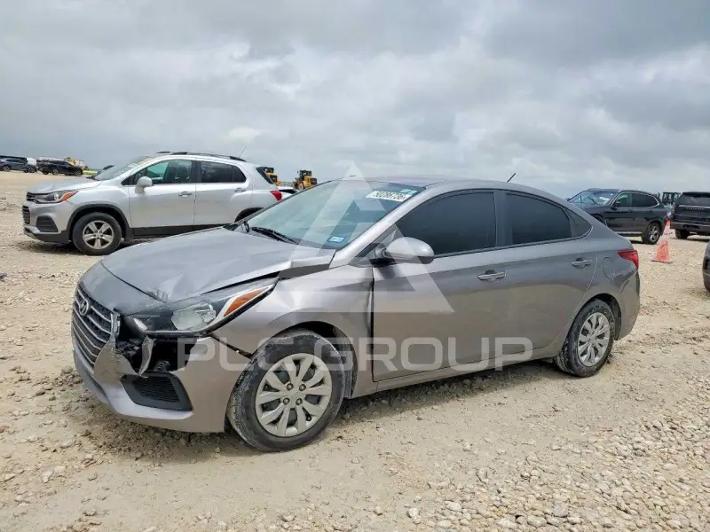 2022 Hyundai Accent фото