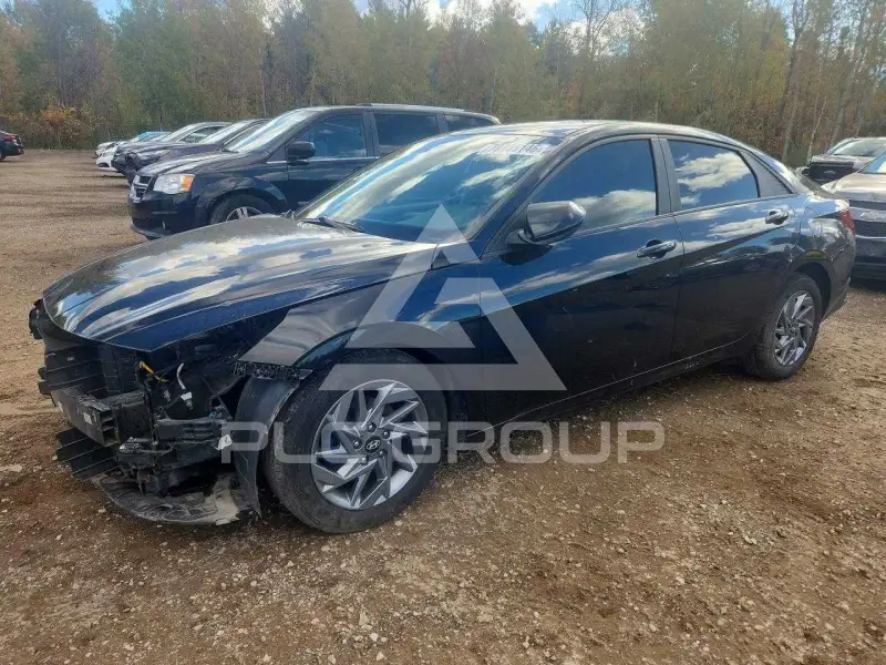 2022 Hyundai Elantra photo