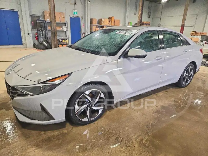 2022 Hyundai Elantra photo