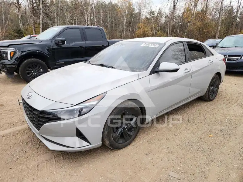2022 Hyundai Elantra фото