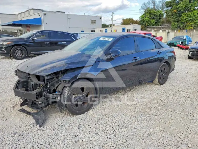 2022 Hyundai Elantra photo