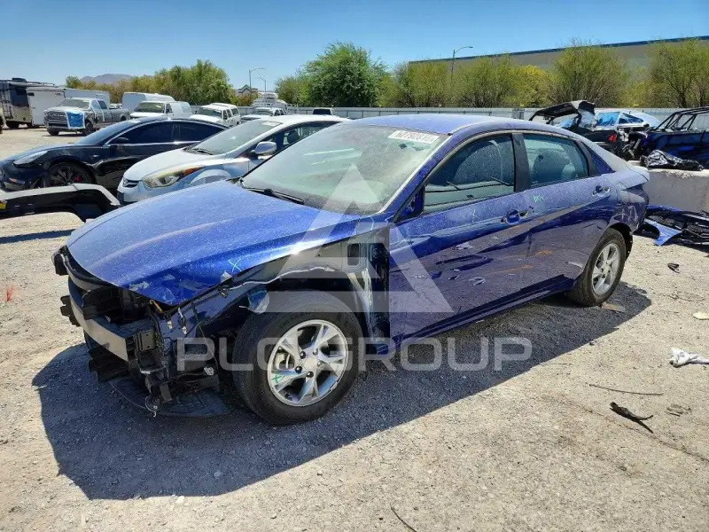 2022 Hyundai Elantra photo