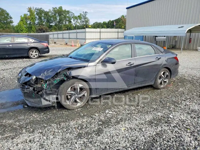 2022 Hyundai Elantra фото