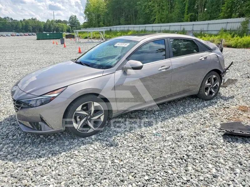2022 Hyundai Elantra фото