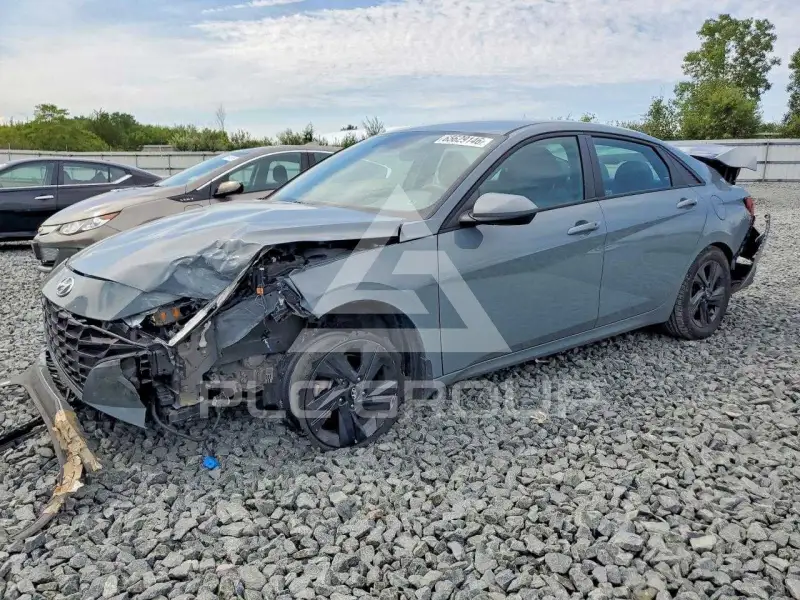 2022 Hyundai Elantra фото