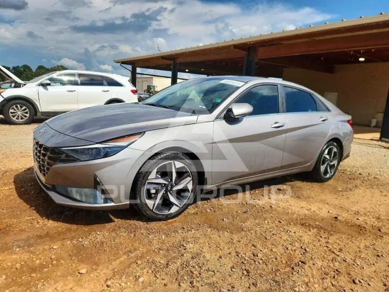 2022 Hyundai Elantra photo