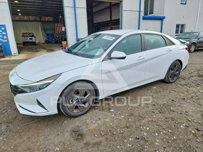 2022 Hyundai Elantra фото