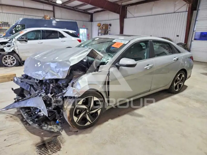 2022 Hyundai Elantra фото