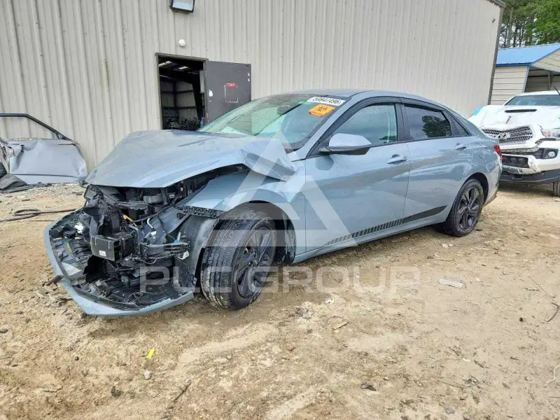 2022 Hyundai Elantra фото