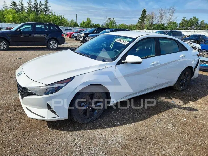 2022 Hyundai Elantra photo