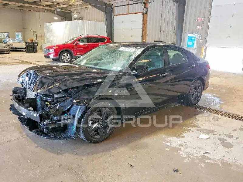 2022 Hyundai Elantra фото