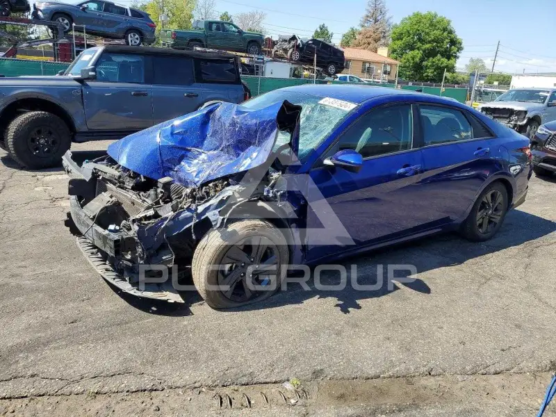 2022 Hyundai Elantra фото