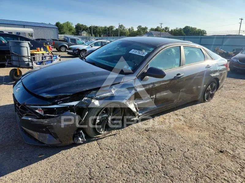2022 Hyundai Elantra photo