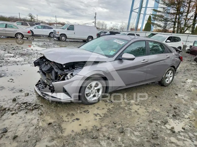 2022 Hyundai Elantra фото