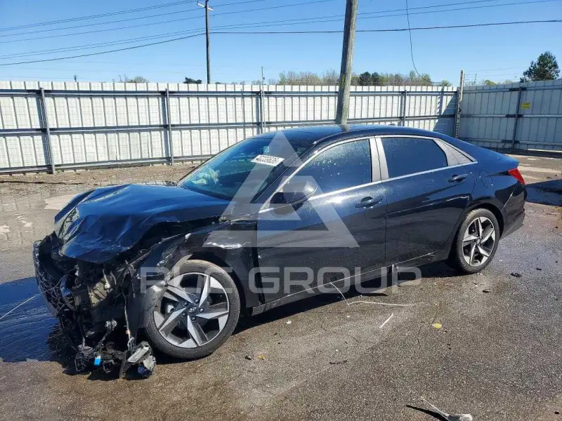 2022 Hyundai Elantra фото