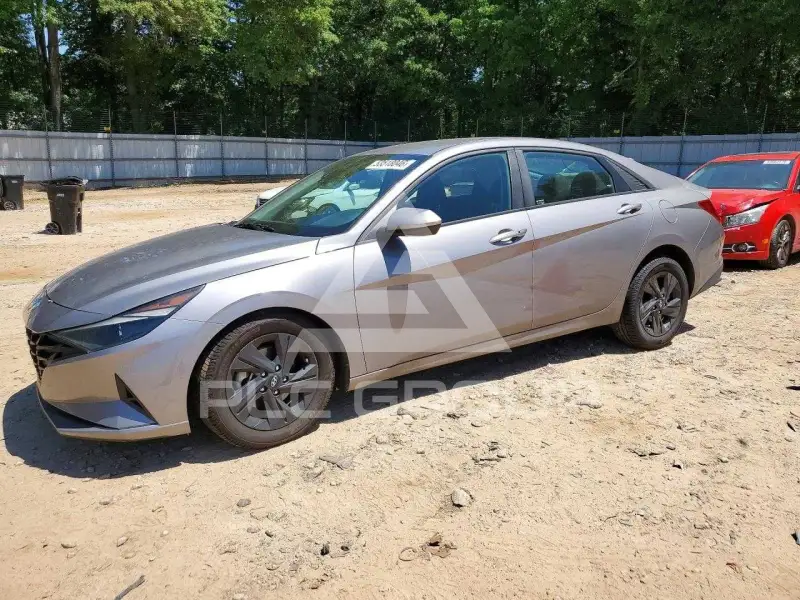 2022 Hyundai Elantra photo