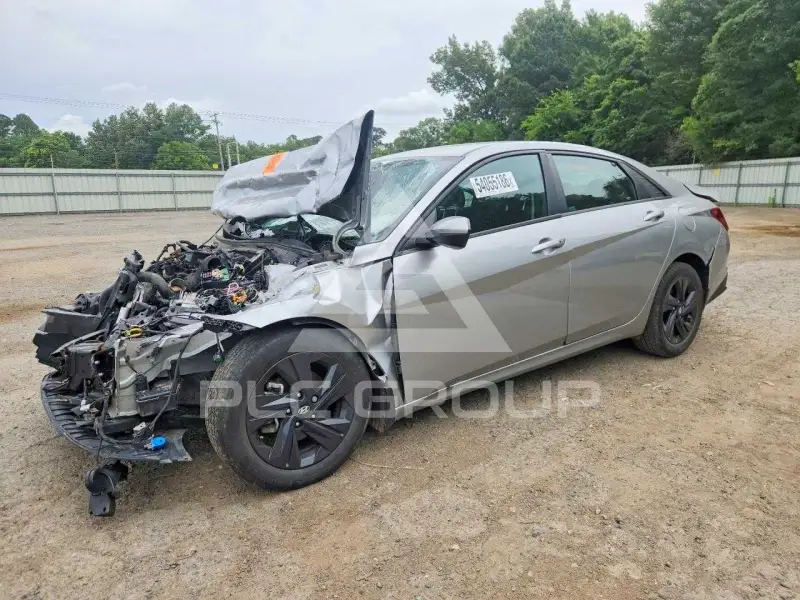 2022 Hyundai Elantra фото