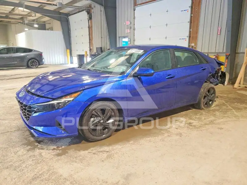 2022 Hyundai Elantra photo