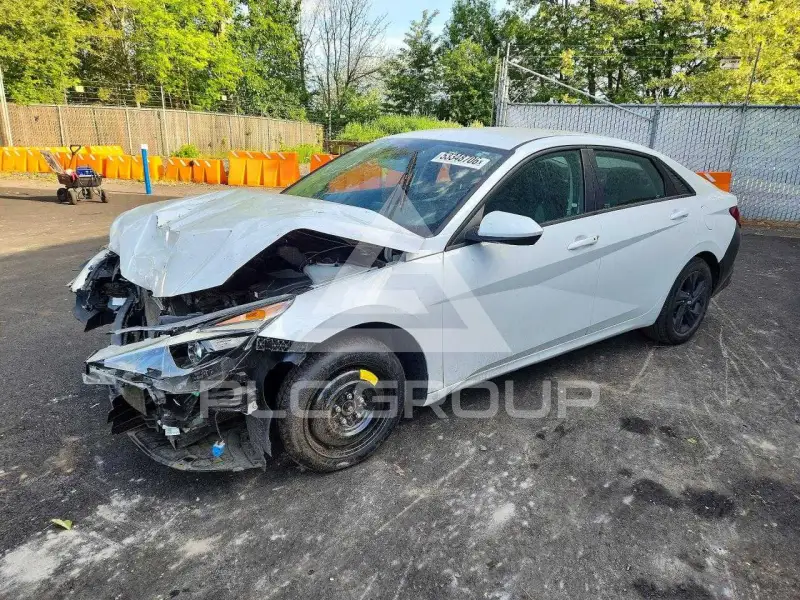 2022 Hyundai Elantra фото
