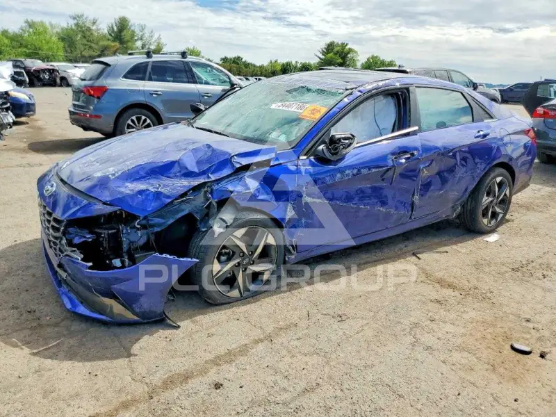2022 Hyundai Elantra фото