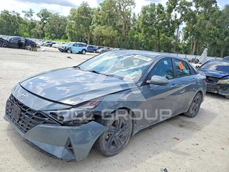 2022 Hyundai Elantra фото