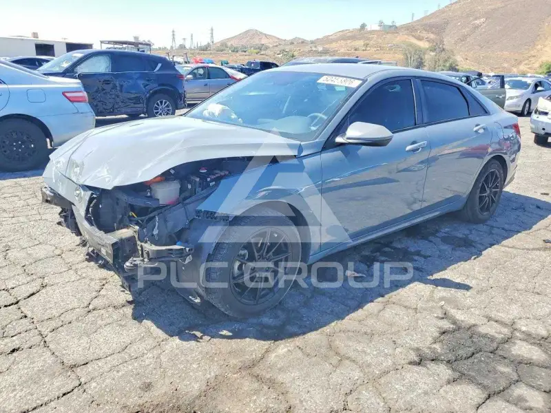 2022 Hyundai Elantra фото