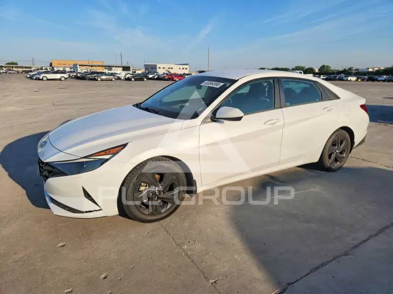 2022 Hyundai Elantra фото