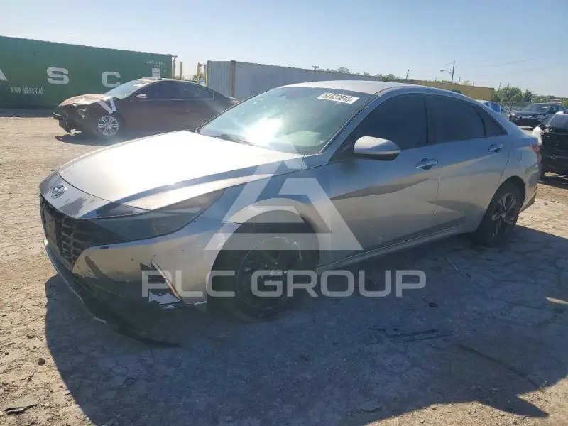 2022 Hyundai Elantra фото