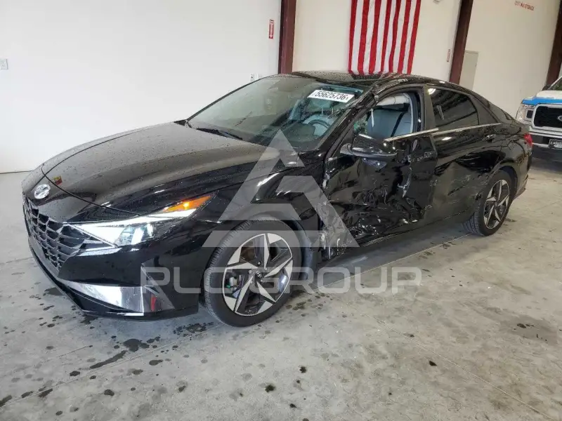 2022 Hyundai Elantra фото