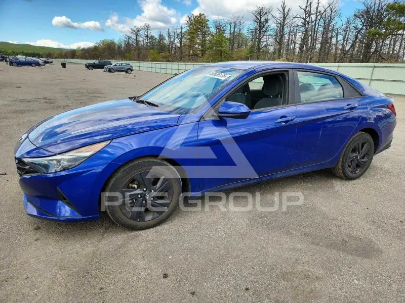 2022 Hyundai Elantra фото