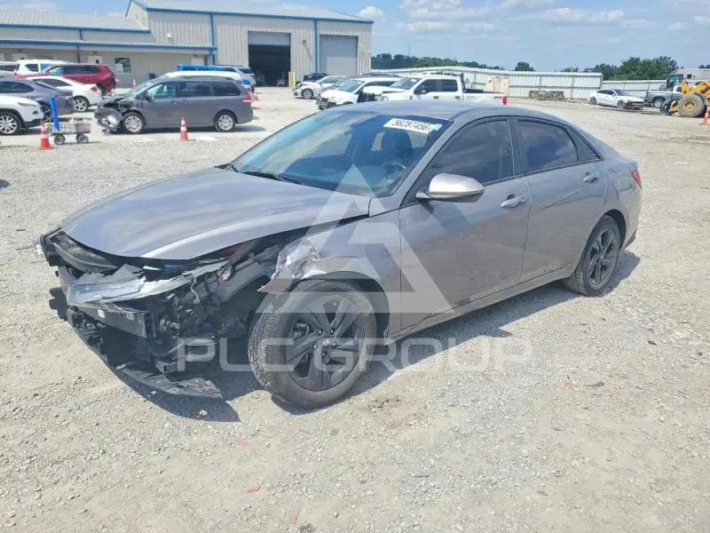 2022 Hyundai Elantra фото