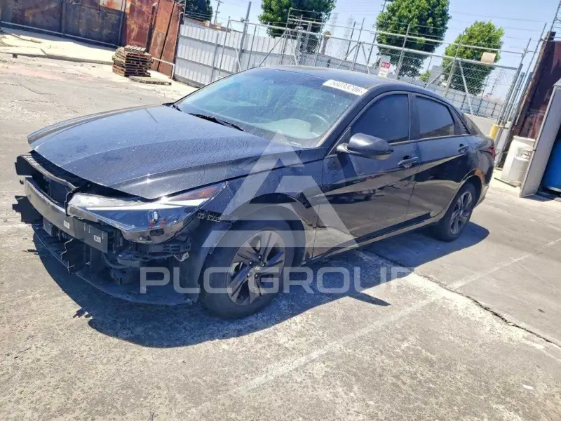 2022 Hyundai Elantra photo