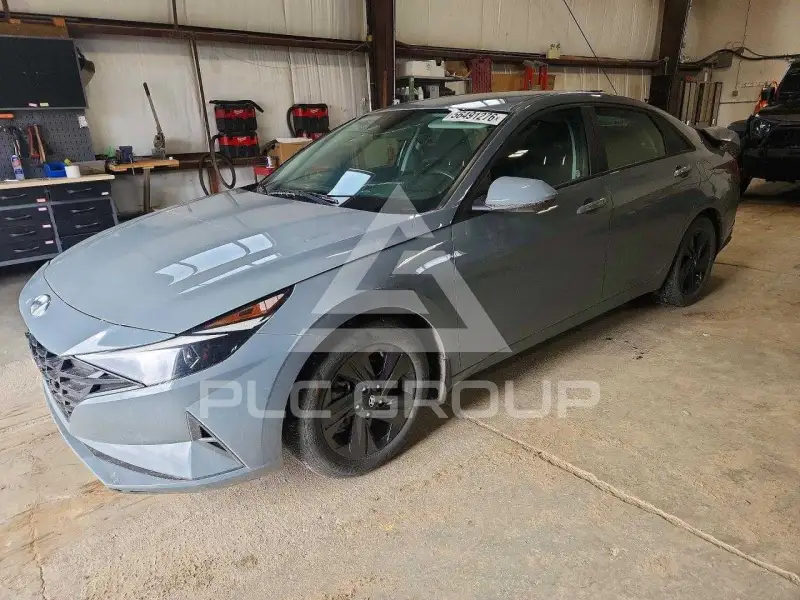 2022 Hyundai Elantra фото