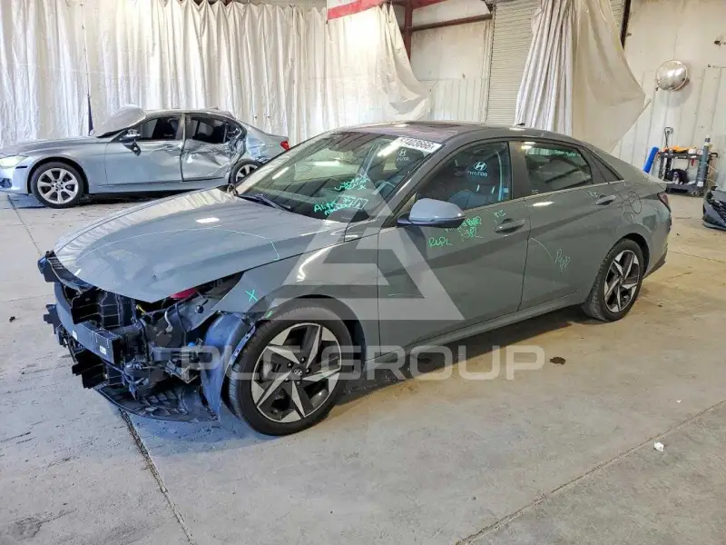 2022 Hyundai Elantra photo
