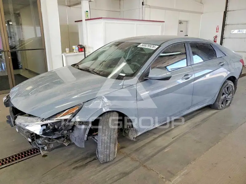 2022 Hyundai Elantra фото