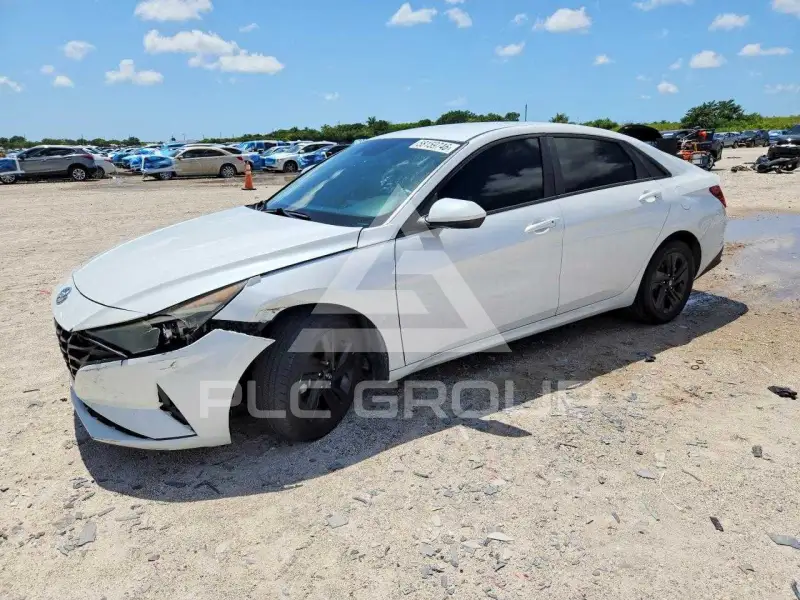2022 Hyundai Elantra фото