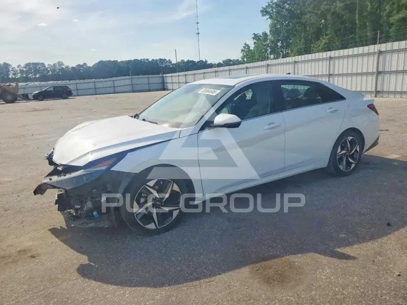2022 Hyundai Elantra фото